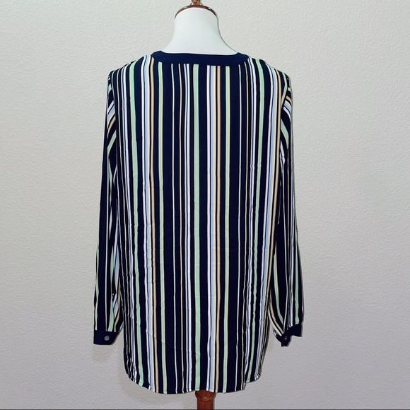 New Vince Camuto Striped Blouse Size Large - Picture 2 of 4